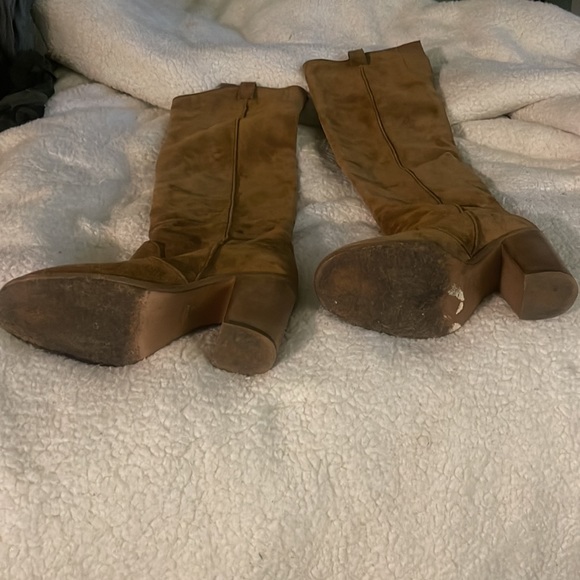 Authentic Laurence Dacade Suede Boots - Picture 2 of 14